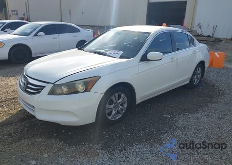 2011 Honda Accord 2.4 Se z USA, uszkodzony, nr VIN 1HGCP2F60BA017072